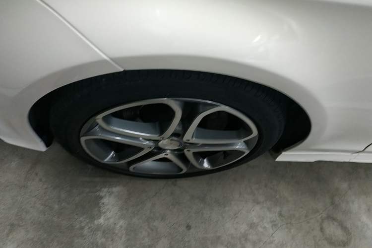 Used Mercedes-Benz CLS 2015 CLS 260 Exterior 2