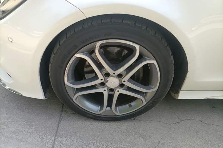 Used Mercedes-Benz CLS 2015 CLS 260 Exterior 4