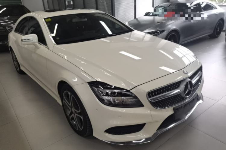 Used Mercedes-Benz CLS 2015 CLS 260 Front Right 45 Deg