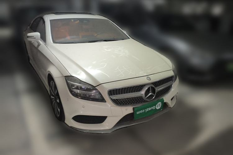 Used Mercedes-Benz CLS 2015 CLS 320 Front Right 45 Deg