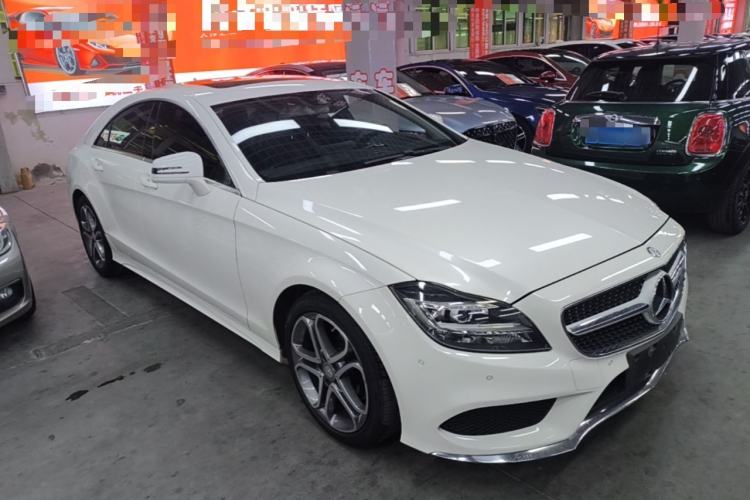Used Mercedes-Benz CLS 2015 CLS 260 Front Right 45 Deg