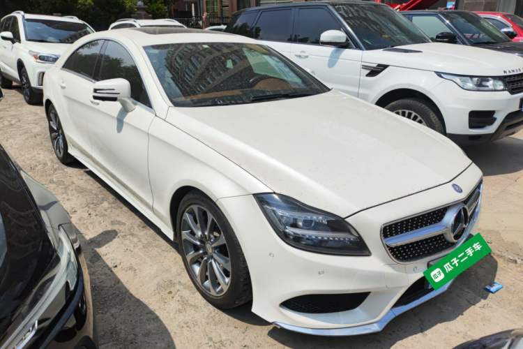 Used Mercedes-Benz CLS 2015 CLS 320 Front Right 45 Deg