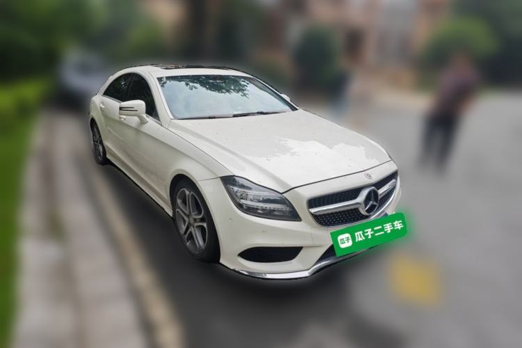 Used Mercedes-Benz CLS 2015 CLS 260 Front Right 45 Deg