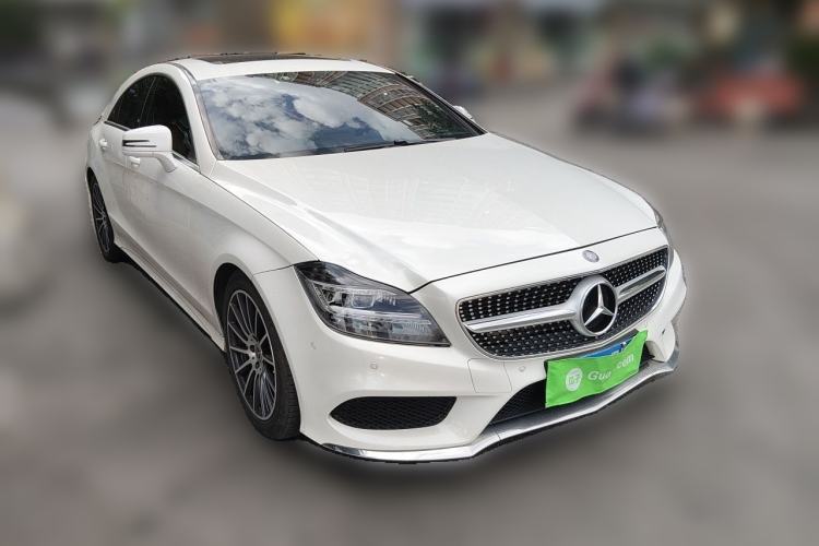 Used Mercedes-Benz CLS 2015 CLS 320 Front Right 45 Deg