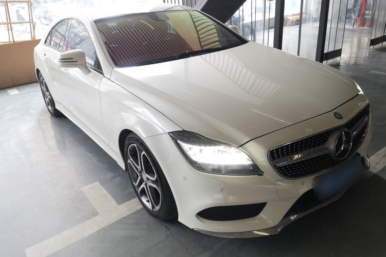 Used Mercedes-Benz CLS 2015 CLS 260 Front Right 45 Deg