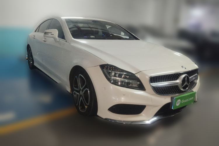 Used Mercedes-Benz CLS 2015 CLS 260 Front Right 45 Deg