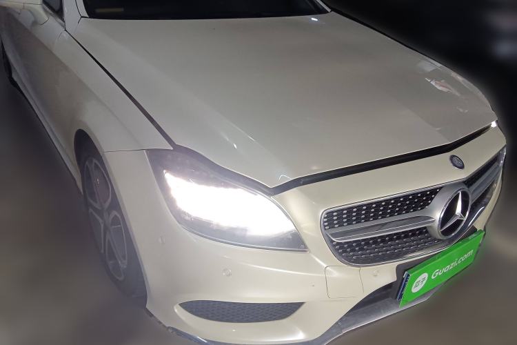 Used Mercedes-Benz CLS 2015 CLS 260 Front Right 45 Deg