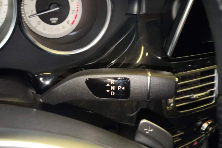 Used Mercedes-Benz CLS 2015 CLS 400 4MATIC Gear Lever