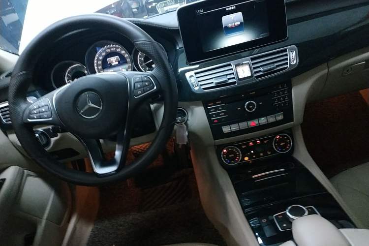 Used Mercedes-Benz CLS 2015 CLS 260 Gear Lever