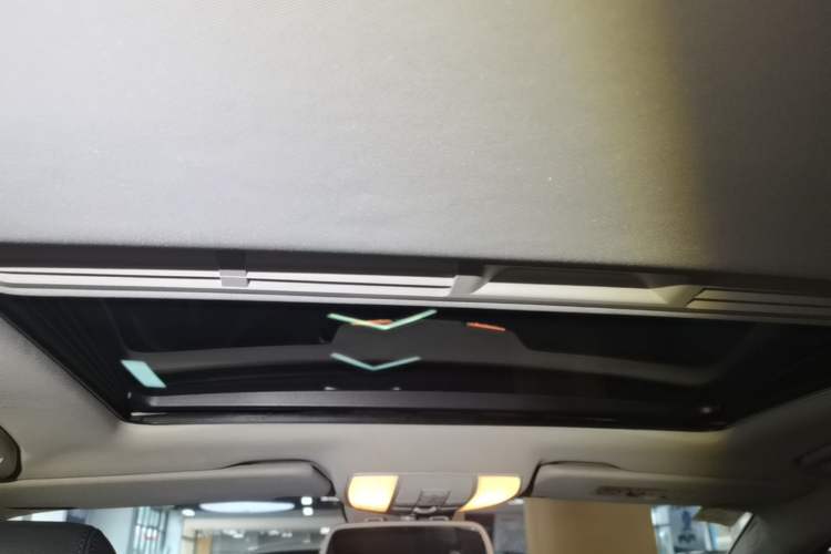 Used Mercedes-Benz CLS 2015 CLS 260 Headliner