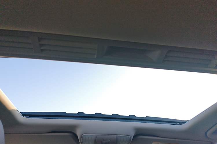 Used Mercedes-Benz CLS 2015 CLS 260 Headliner