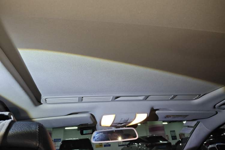 Used Mercedes-Benz CLS 2015 CLS 320 Headliner