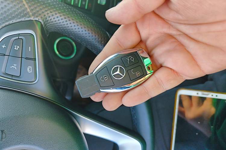 Used Mercedes-Benz CLS 2015 CLS 260 Interior 1