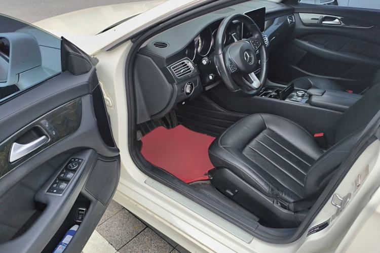 Used Mercedes-Benz CLS 2015 CLS 260 Interior 3