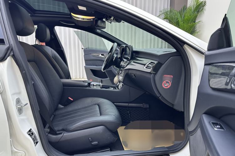 Used Mercedes-Benz CLS 2015 CLS 260 Interior 4