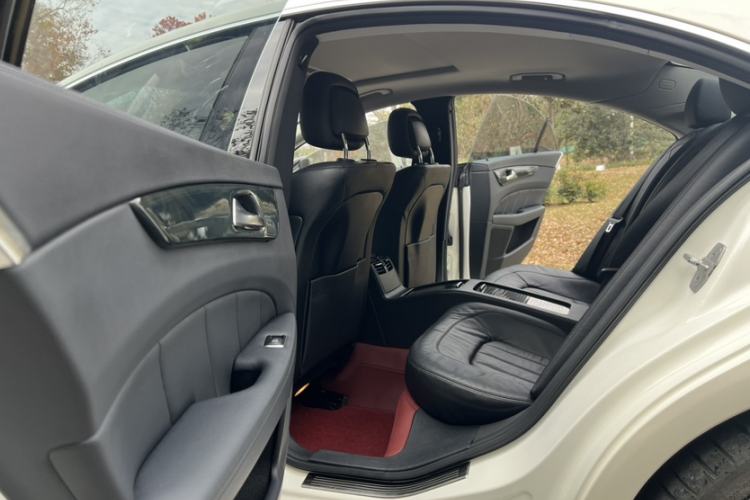 Used Mercedes-Benz CLS 2015 CLS 260 Interior 5