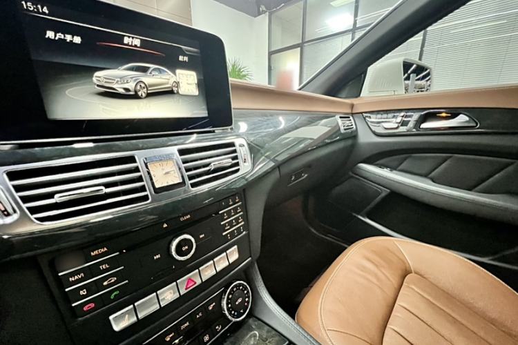 Used Mercedes-Benz CLS 2015 CLS 320 Interior 6