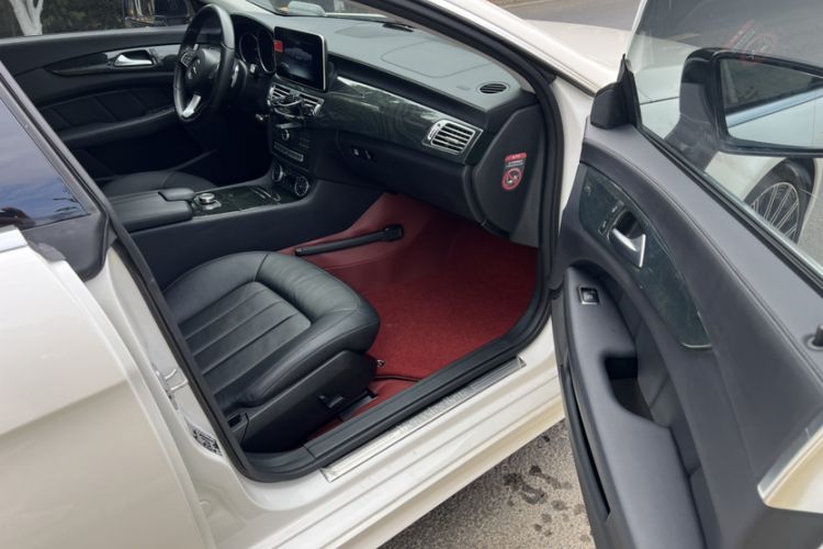 Used Mercedes-Benz CLS 2015 CLS 260 Interior 6