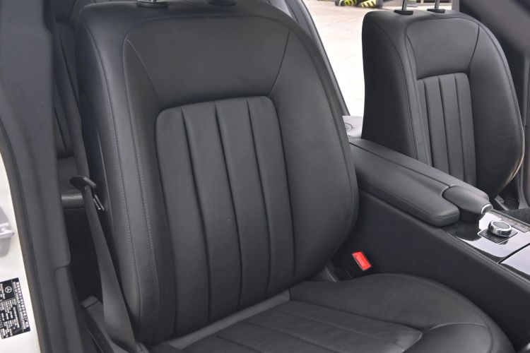 Used Mercedes-Benz CLS 2015 CLS 320 Interior 7
