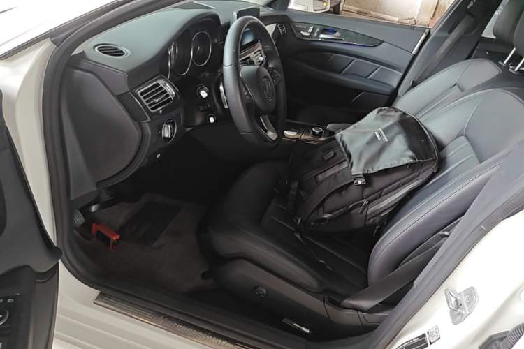 Used Mercedes-Benz CLS 2015 CLS 320 Left Front Seat