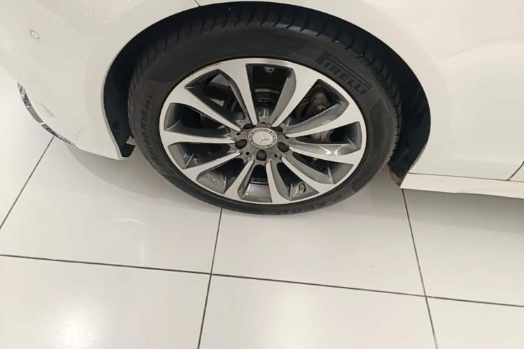 Used Mercedes-Benz CLS 2015 CLS 320 Left Front Wheel Hub