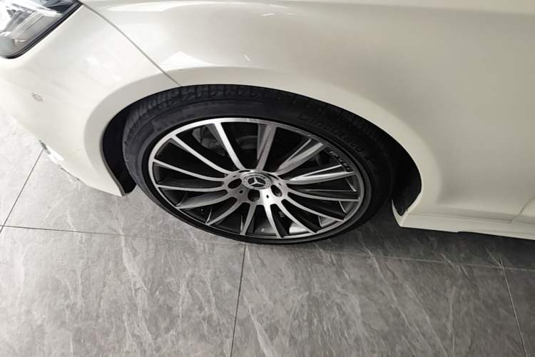Used Mercedes-Benz CLS 2015 CLS 260 Left Front Wheel Hub