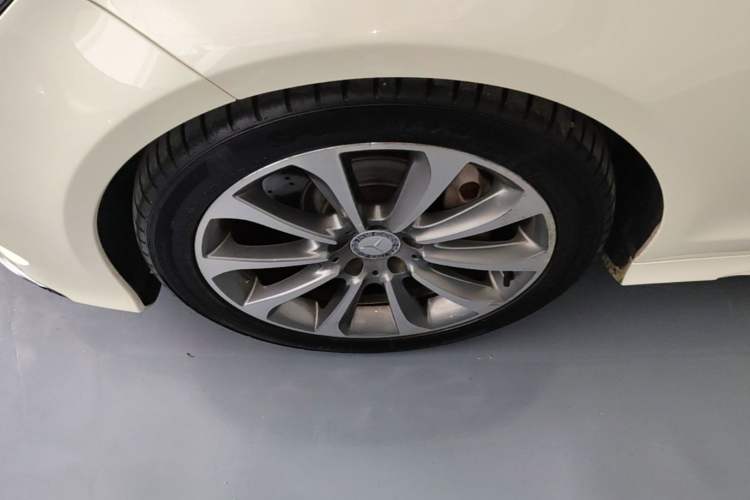Used Mercedes-Benz CLS 2015 CLS 320 Left Front Wheel Hub