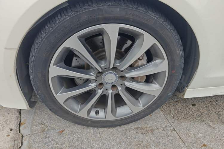 Used Mercedes-Benz CLS 2015 CLS 320 Left Front Wheel Hub