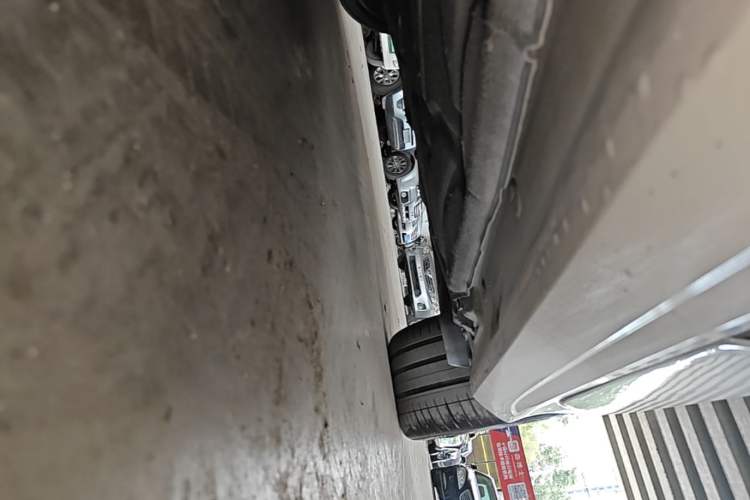 Used Mercedes-Benz CLS 2015 CLS 320 Left Side Sill
