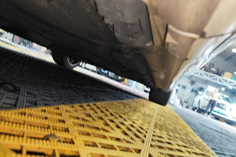 Used Mercedes-Benz CLS 2015 CLS 260 Left Side Sill