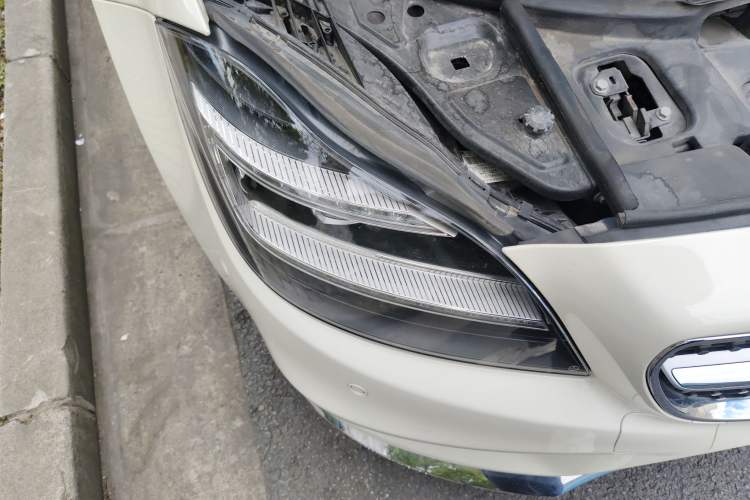 Used Mercedes-Benz CLS 2015 CLS 260 Right Front Headlight