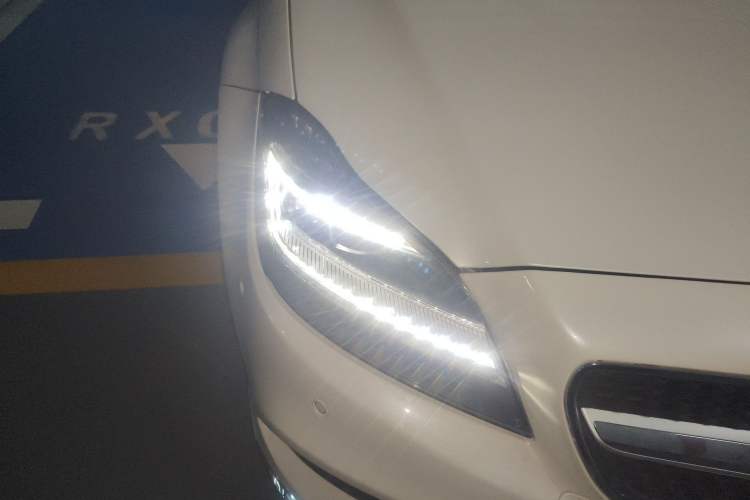 Used Mercedes-Benz CLS 2015 CLS 260 Right Front Headlight
