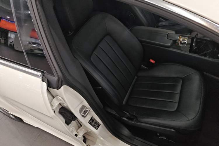 Used Mercedes-Benz CLS 2015 CLS 260 Right Front Seat