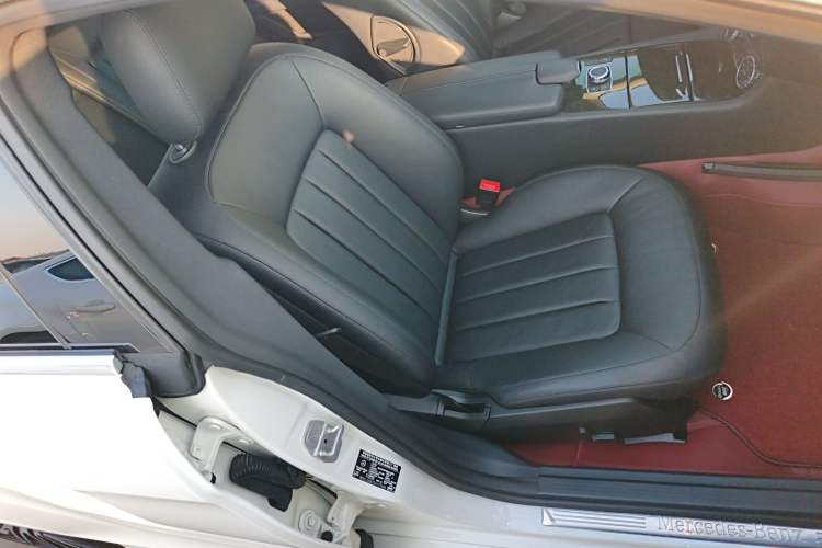 Used Mercedes-Benz CLS 2015 CLS 260 Right Front Seat
