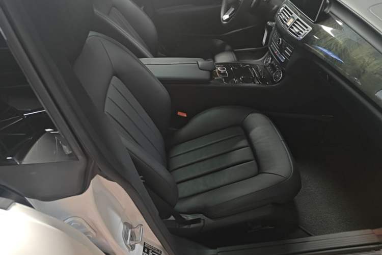 Used Mercedes-Benz CLS 2015 CLS 260 Right Front Seat