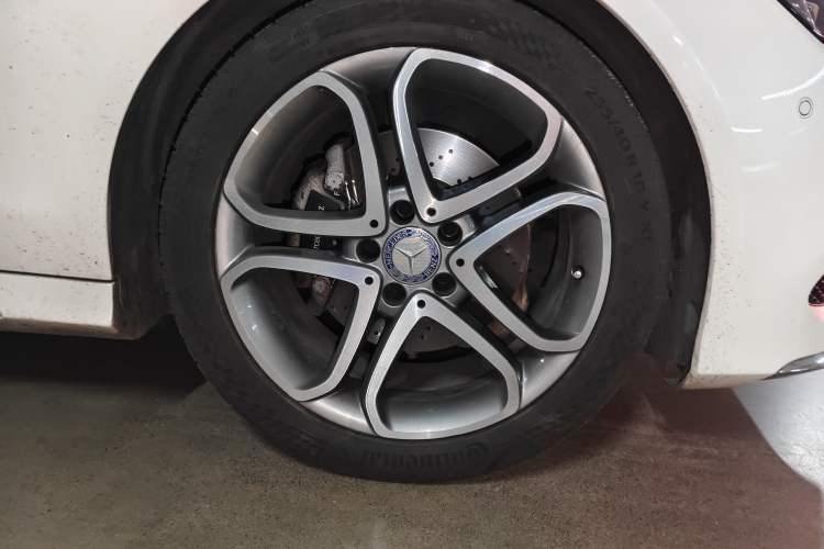 Used Mercedes-Benz CLS 2015 CLS 260 Right Front Wheel Hub