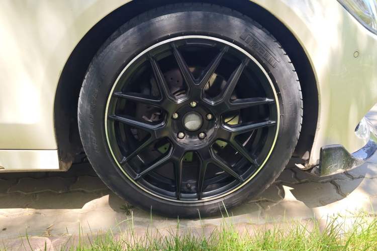 Used Mercedes-Benz CLS 2015 CLS 260 Right Front Wheel Hub