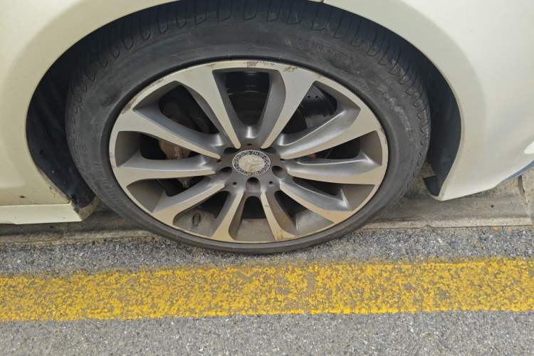 Used Mercedes-Benz CLS 2015 CLS 320 Right Front Wheel Hub