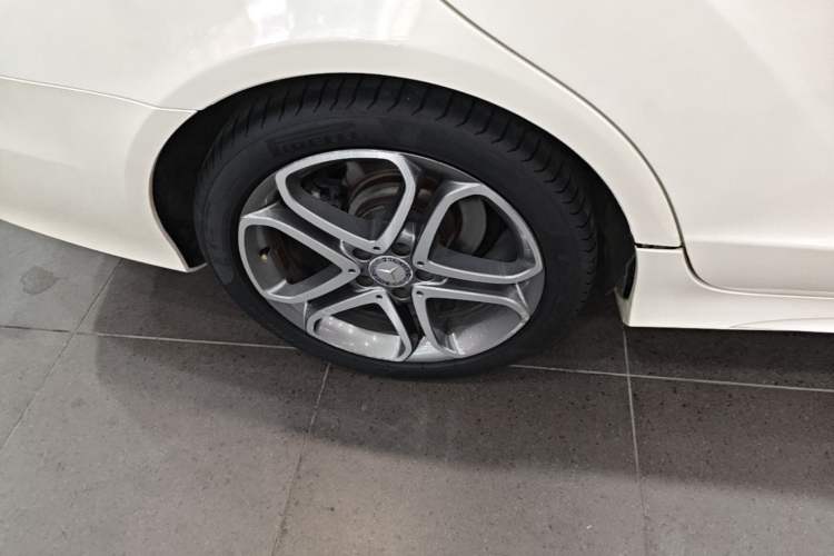 Used Mercedes-Benz CLS 2015 CLS 260 Right Rear Wheel Hub