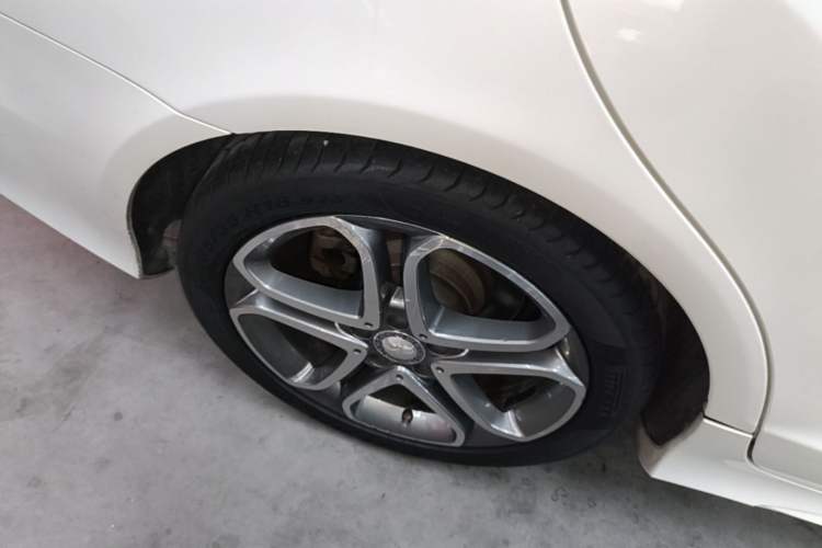Used Mercedes-Benz CLS 2015 CLS 260 Right Rear Wheel Hub