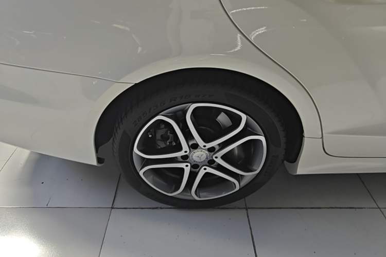 Used Mercedes-Benz CLS 2015 CLS 260 Right Rear Wheel Hub