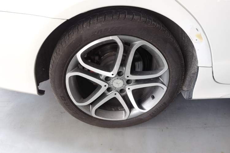 Used Mercedes-Benz CLS 2015 CLS 260 Right Rear Wheel Hub