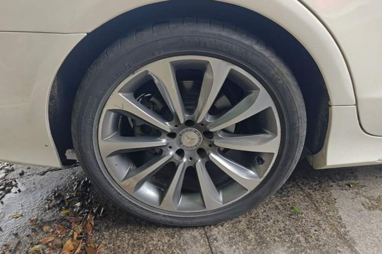 Used Mercedes-Benz CLS 2015 CLS 320 Right Rear Wheel Hub