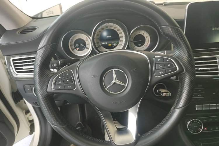Used Mercedes-Benz CLS 2015 CLS 320 Steering Wheel