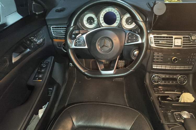 Used Mercedes-Benz CLS 2015 CLS 400 4MATIC Steering Wheel