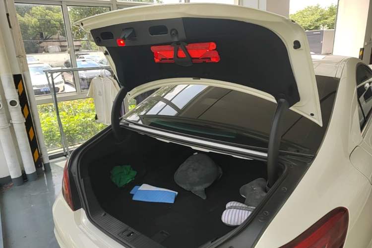 Used Mercedes-Benz CLS 2015 CLS 320 Trunk