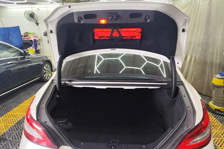 Used Mercedes-Benz CLS 2015 CLS 260 Trunk