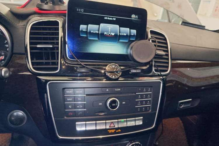 Used Mercedes-Benz CLS  Audio And AC Panel