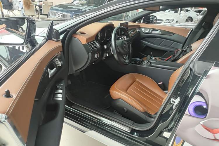 Used Mercedes-Benz CLS 2016 CLS 320 Elegant Edition Driver Seat