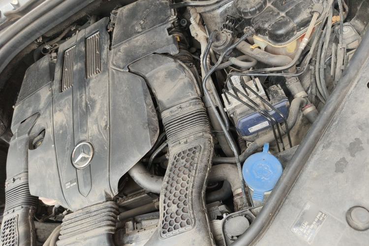 Used Mercedes-Benz CLS  Engine Bay Left